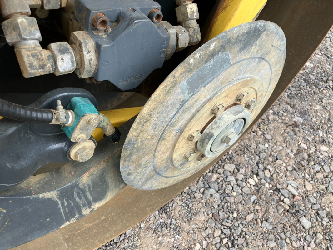 BOMAG DE BW 154 AP-4i Stage IIIb/Tier 4f - Οδοστρωτήρας: φωτογραφία 3 BOMAG DE BW 154 AP-4i Stage IIIb/Tier 4f - Οδοστρωτήρας: φωτογραφία 3