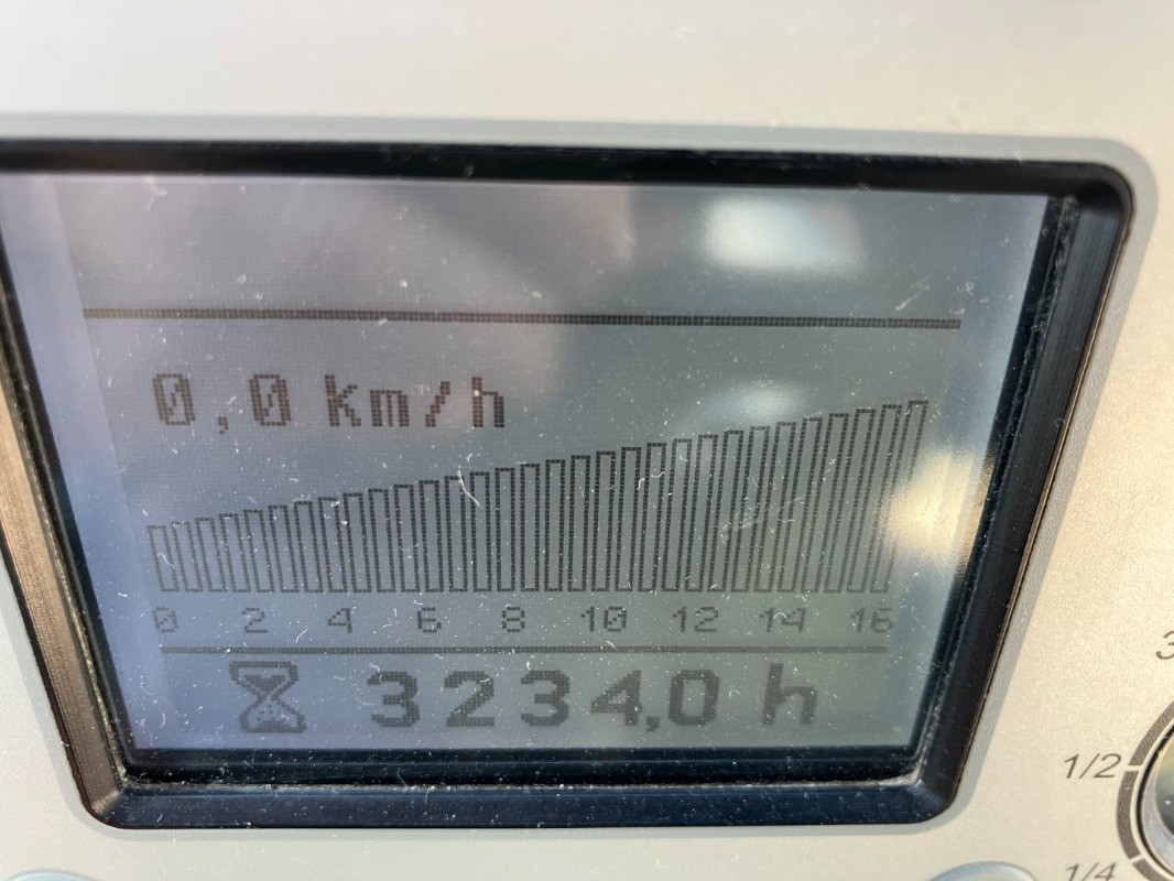 BOMAG DE BW 161 AD-5 Stage IIIb/Tier 4i - Ασφαλτικός οδοστρωτήρας: φωτογραφία 5 BOMAG DE BW 161 AD-5 Stage IIIb/Tier 4i - Ασφαλτικός οδοστρωτήρας: φωτογραφία 5