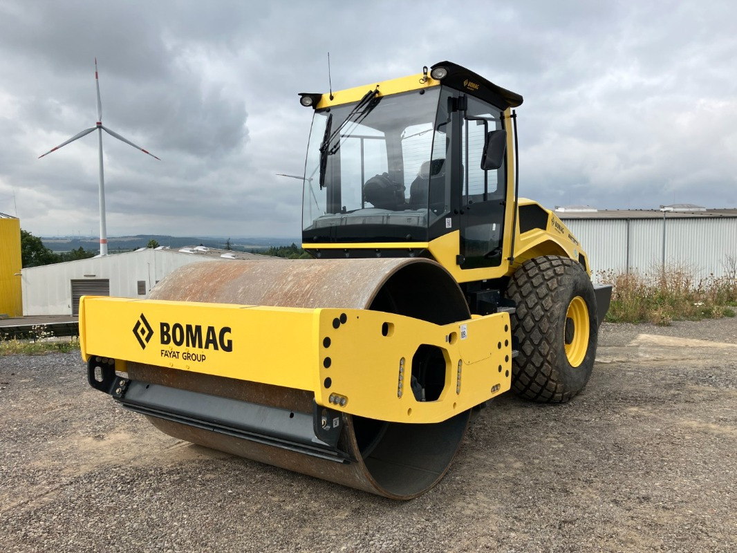 BOMAG DE BW 213 DH-5 Stage V/Tier 4f - Οδοστρωτήρας: φωτογραφία 1 BOMAG DE BW 213 DH-5 Stage V/Tier 4f - Οδοστρωτήρας: φωτογραφία 1