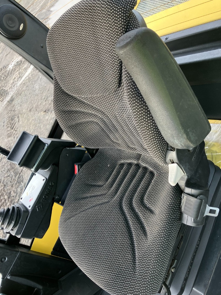 Οδοστρωτήρας BOMAG DE BW 213 PDH-5 Stage V/Tier 4f: φωτογραφία 10 Οδοστρωτήρας BOMAG DE BW 213 PDH-5 Stage V/Tier 4f: φωτογραφία 10