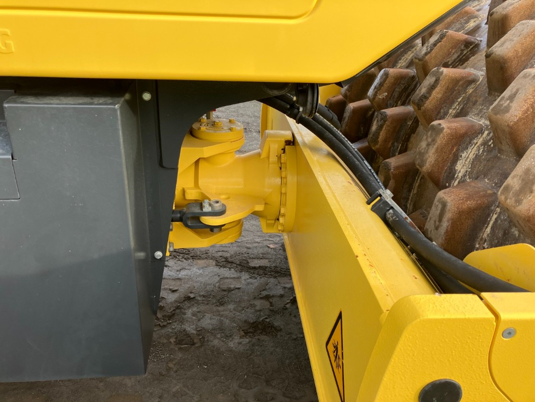 Οδοστρωτήρας BOMAG DE BW 213 PDH-5 Stage V/Tier 4f: φωτογραφία 16 Οδοστρωτήρας BOMAG DE BW 213 PDH-5 Stage V/Tier 4f: φωτογραφία 16