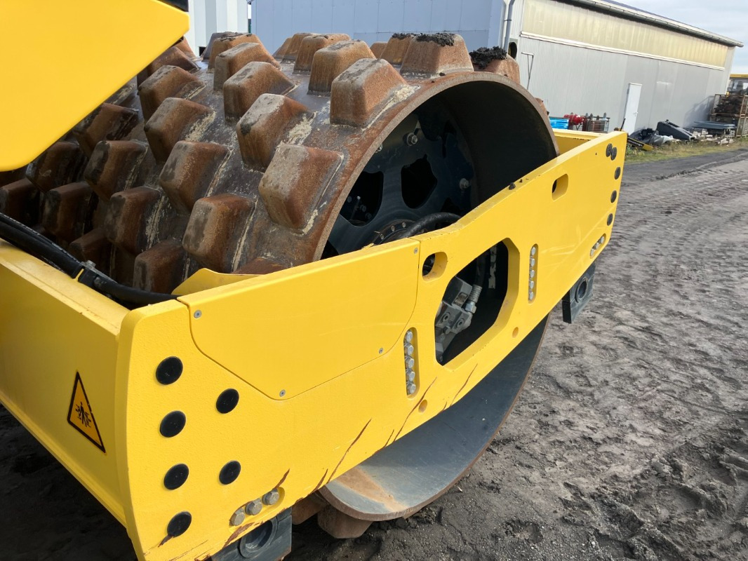 Οδοστρωτήρας BOMAG DE BW 213 PDH-5 Stage V/Tier 4f: φωτογραφία 17 Οδοστρωτήρας BOMAG DE BW 213 PDH-5 Stage V/Tier 4f: φωτογραφία 17