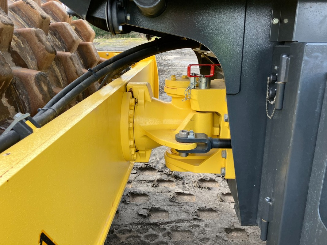 Οδοστρωτήρας BOMAG DE BW 213 PDH-5 Stage V/Tier 4f: φωτογραφία 26 Οδοστρωτήρας BOMAG DE BW 213 PDH-5 Stage V/Tier 4f: φωτογραφία 26