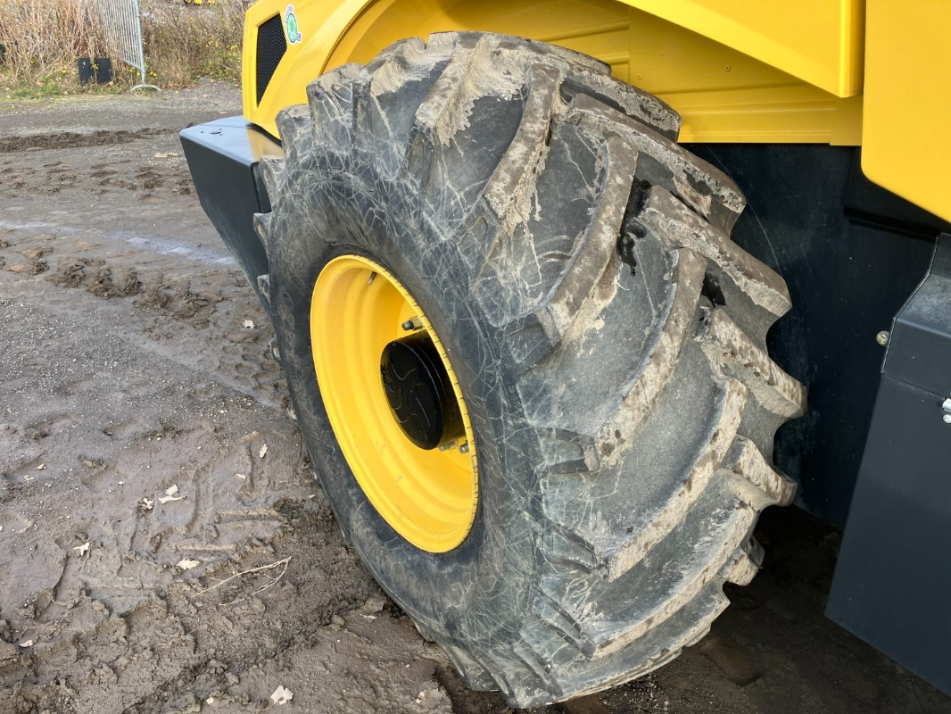 Οδοστρωτήρας BOMAG DE BW 213 PDH-5 Stage V/Tier 4f: φωτογραφία 15 Οδοστρωτήρας BOMAG DE BW 213 PDH-5 Stage V/Tier 4f: φωτογραφία 15