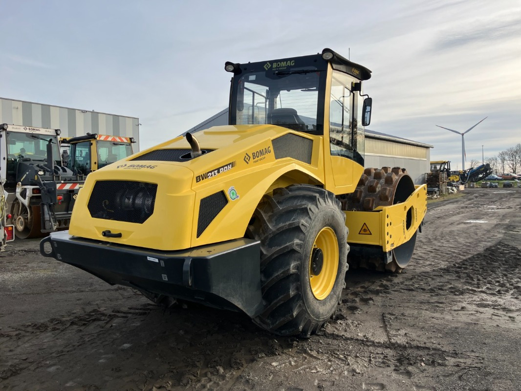 Οδοστρωτήρας BOMAG DE BW 213 PDH-5 Stage V/Tier 4f: φωτογραφία 30 Οδοστρωτήρας BOMAG DE BW 213 PDH-5 Stage V/Tier 4f: φωτογραφία 30