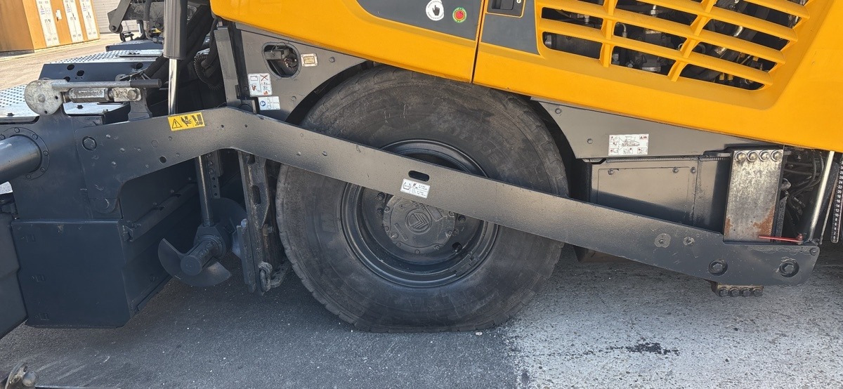 BOMAG IT BF 600 P-2 S500 Stage IV/Tier 4f - Διαστρωτήρας ασφάλτου: φωτογραφία 2 BOMAG IT BF 600 P-2 S500 Stage IV/Tier 4f - Διαστρωτήρας ασφάλτου: φωτογραφία 2