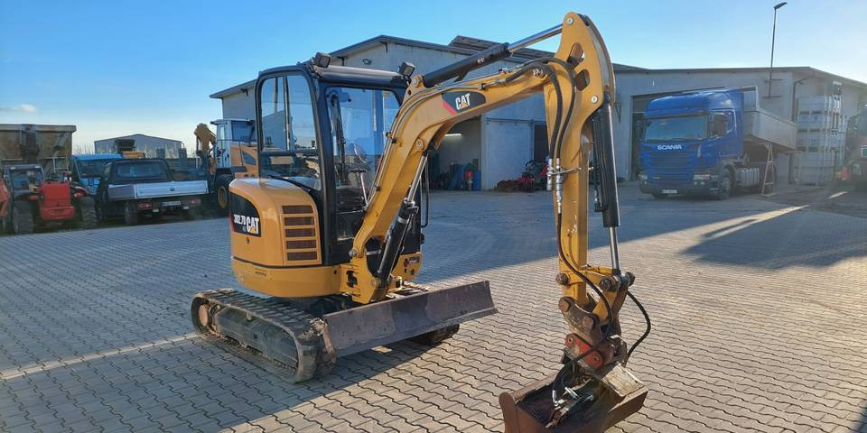 Minikoparka Caterpillar CAT 302.7D CR - Ερπυστριοφόρος εκσκαφέας: φωτογραφία 4 Minikoparka Caterpillar CAT 302.7D CR - Ερπυστριοφόρος εκσκαφέας: φωτογραφία 4