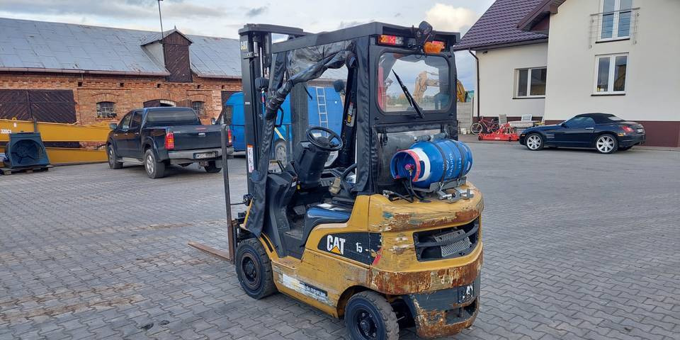 Wózek widłowy Caterpillar GP15N 1,5t pozycjoner, przesuw CAT - Υγραεριοκίνητο περονοφόρο: φωτογραφία 2 Wózek widłowy Caterpillar GP15N 1,5t pozycjoner, przesuw CAT - Υγραεριοκίνητο περονοφόρο: φωτογραφία 2