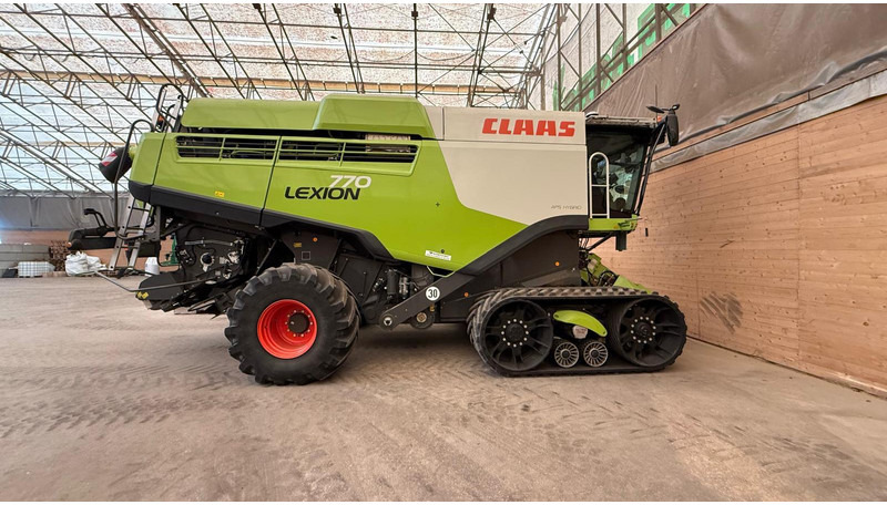 Claas Lexion 770 TT Vario 1080 - Θεριζοαλωνιστική μηχανή: φωτογραφία 1 Claas Lexion 770 TT Vario 1080 - Θεριζοαλωνιστική μηχανή: φωτογραφία 1