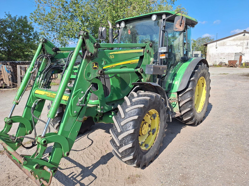 John Deere 5720 - Τρακτέρ: φωτογραφία 3 John Deere 5720 - Τρακτέρ: φωτογραφία 3