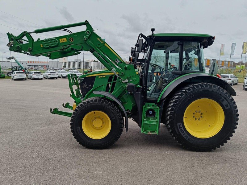 John Deere 6115 RC - Τρακτέρ: φωτογραφία 4 John Deere 6115 RC - Τρακτέρ: φωτογραφία 4