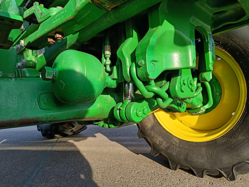 Τρακτέρ John Deere 6140R: φωτογραφία 8 Τρακτέρ John Deere 6140R: φωτογραφία 8