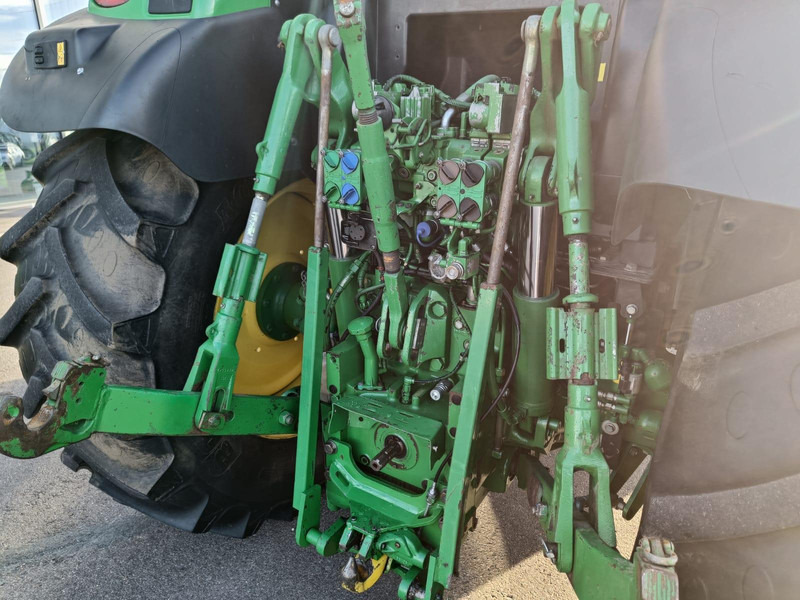 Τρακτέρ John Deere 6140R: φωτογραφία 12 Τρακτέρ John Deere 6140R: φωτογραφία 12
