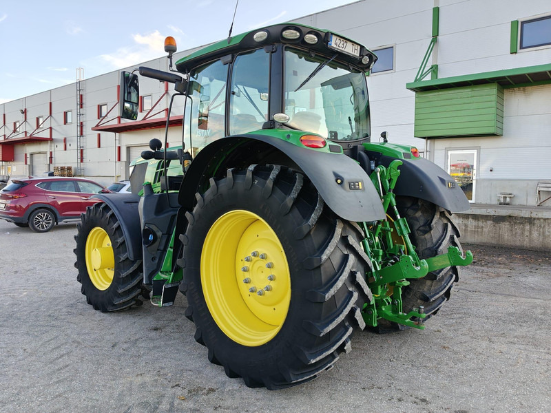John Deere 6215R Autopowr - Τρακτέρ: φωτογραφία 5 John Deere 6215R Autopowr - Τρακτέρ: φωτογραφία 5