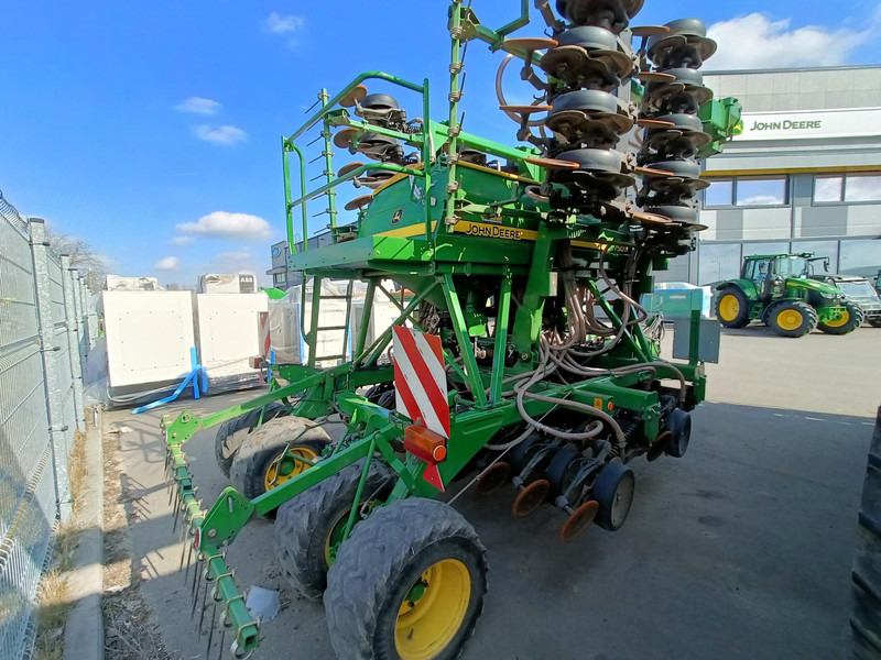 John Deere 750 A - Σπαρτική μηχανή ακριβείας: φωτογραφία 4 John Deere 750 A - Σπαρτική μηχανή ακριβείας: φωτογραφία 4