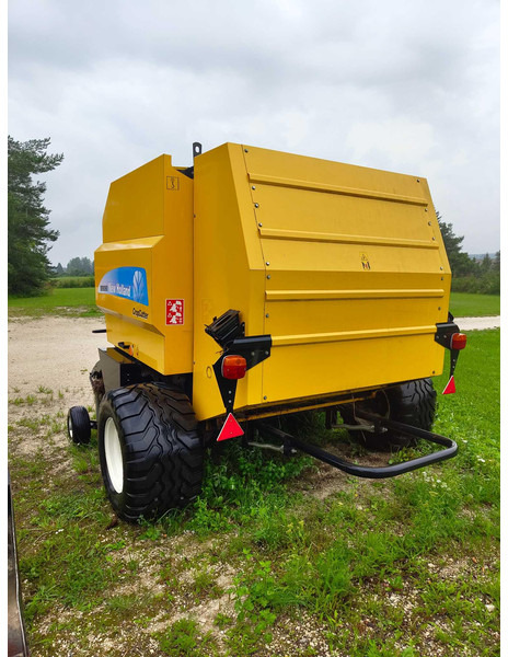 New Holland BR 6090 - Χορτοδετική μηχανή στρόγγυλης μπάλας: φωτογραφία 2 New Holland BR 6090 - Χορτοδετική μηχανή στρόγγυλης μπάλας: φωτογραφία 2