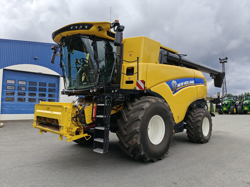 Θεριζοαλωνιστική μηχανή New Holland CX 8.90: φωτογραφία 7 Θεριζοαλωνιστική μηχανή New Holland CX 8.90: φωτογραφία 7