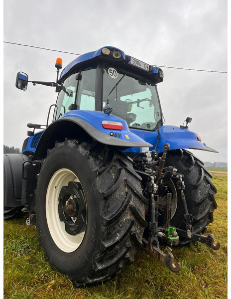 New Holland T8.330 - Τρακτέρ: φωτογραφία 5 New Holland T8.330 - Τρακτέρ: φωτογραφία 5