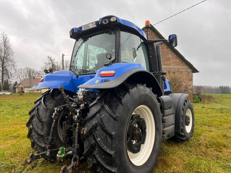 New Holland T8.330 - Τρακτέρ: φωτογραφία 4 New Holland T8.330 - Τρακτέρ: φωτογραφία 4
