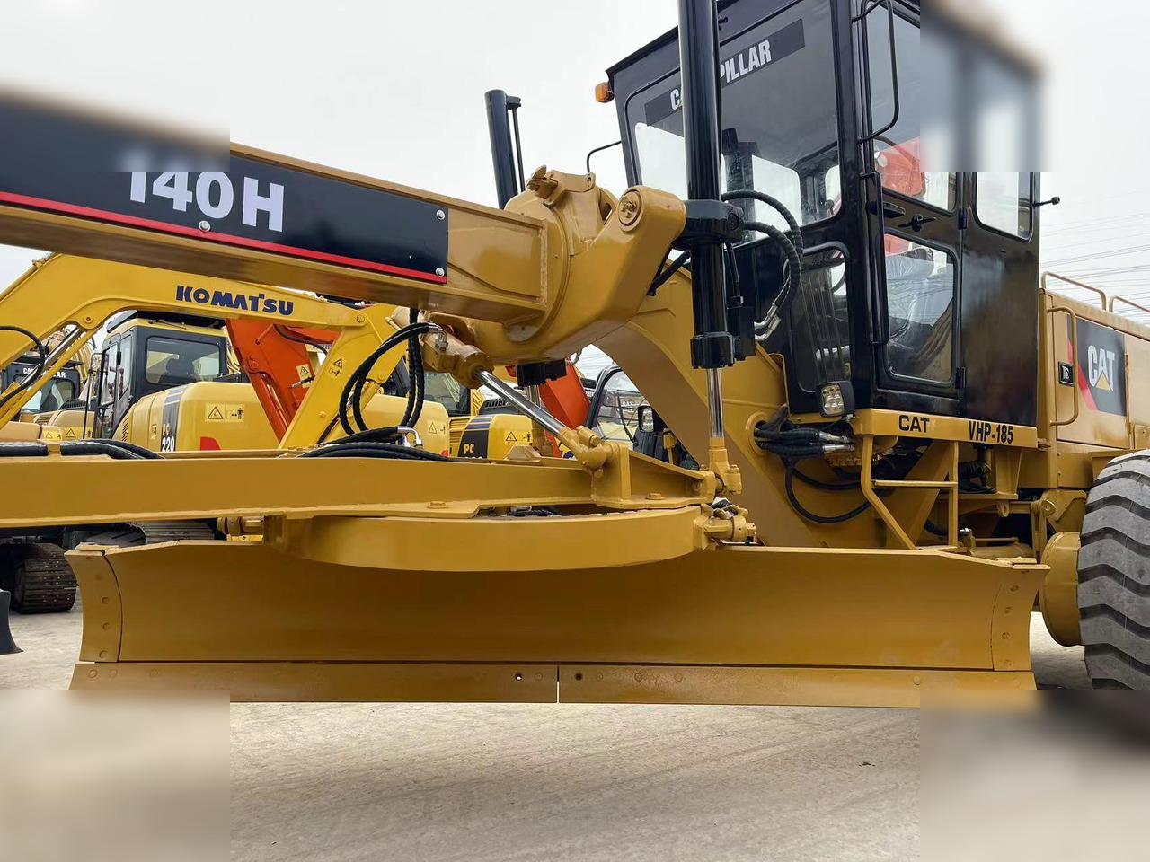 CATERPILLAR 140H - Γκρέιντερ: φωτογραφία 3 CATERPILLAR 140H - Γκρέιντερ: φωτογραφία 3