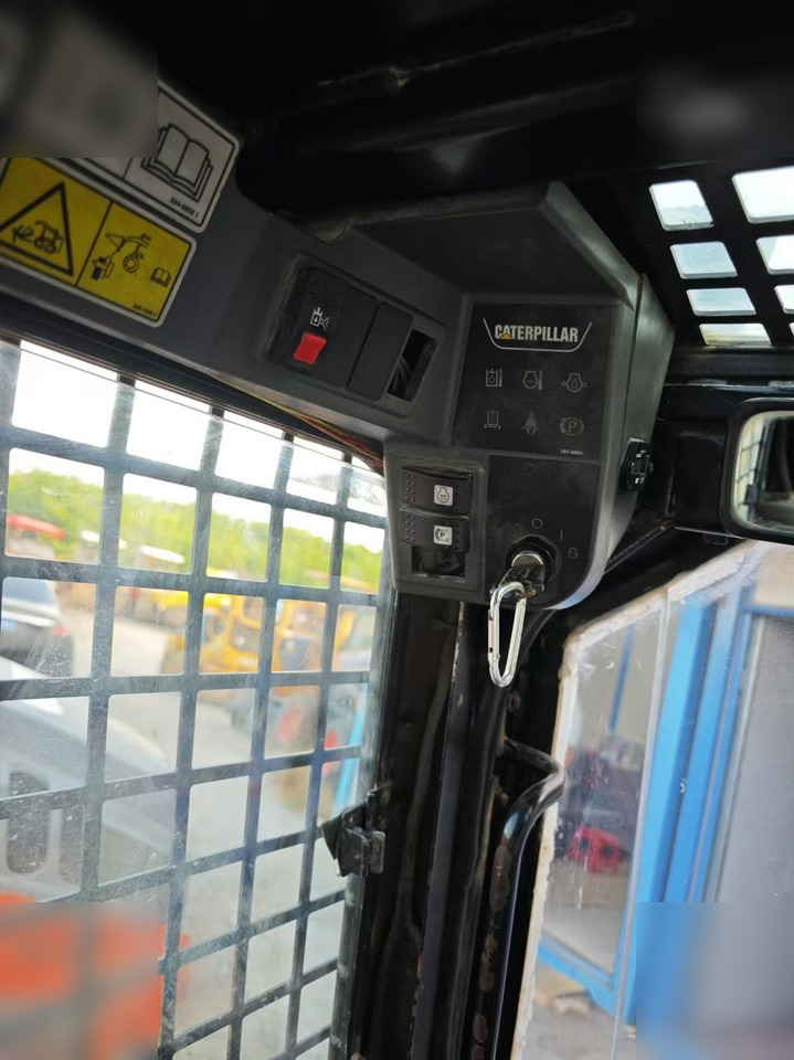 Φορτωτής πλάγιας ολίσθησης CATERPILLAR 226B: φωτογραφία 8