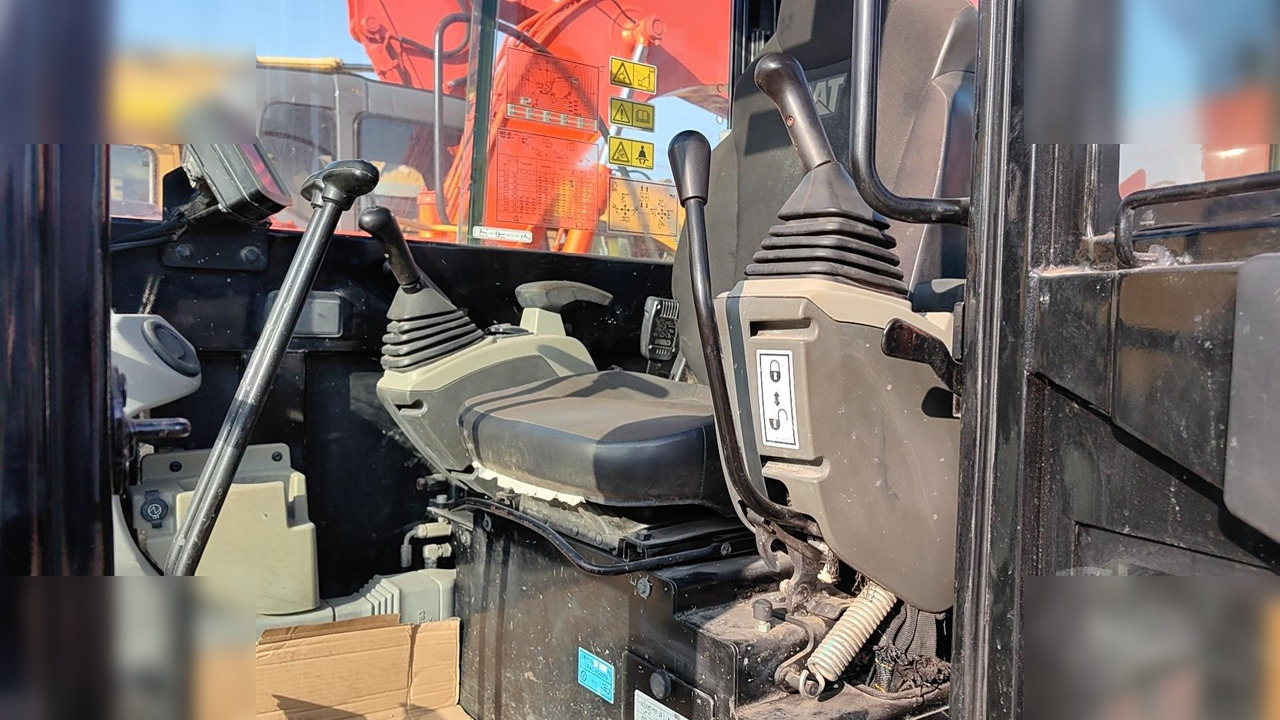 CATERPILLAR 305.5E2 - Μίνι εκσκαφέας: φωτογραφία 4 CATERPILLAR 305.5E2 - Μίνι εκσκαφέας: φωτογραφία 4