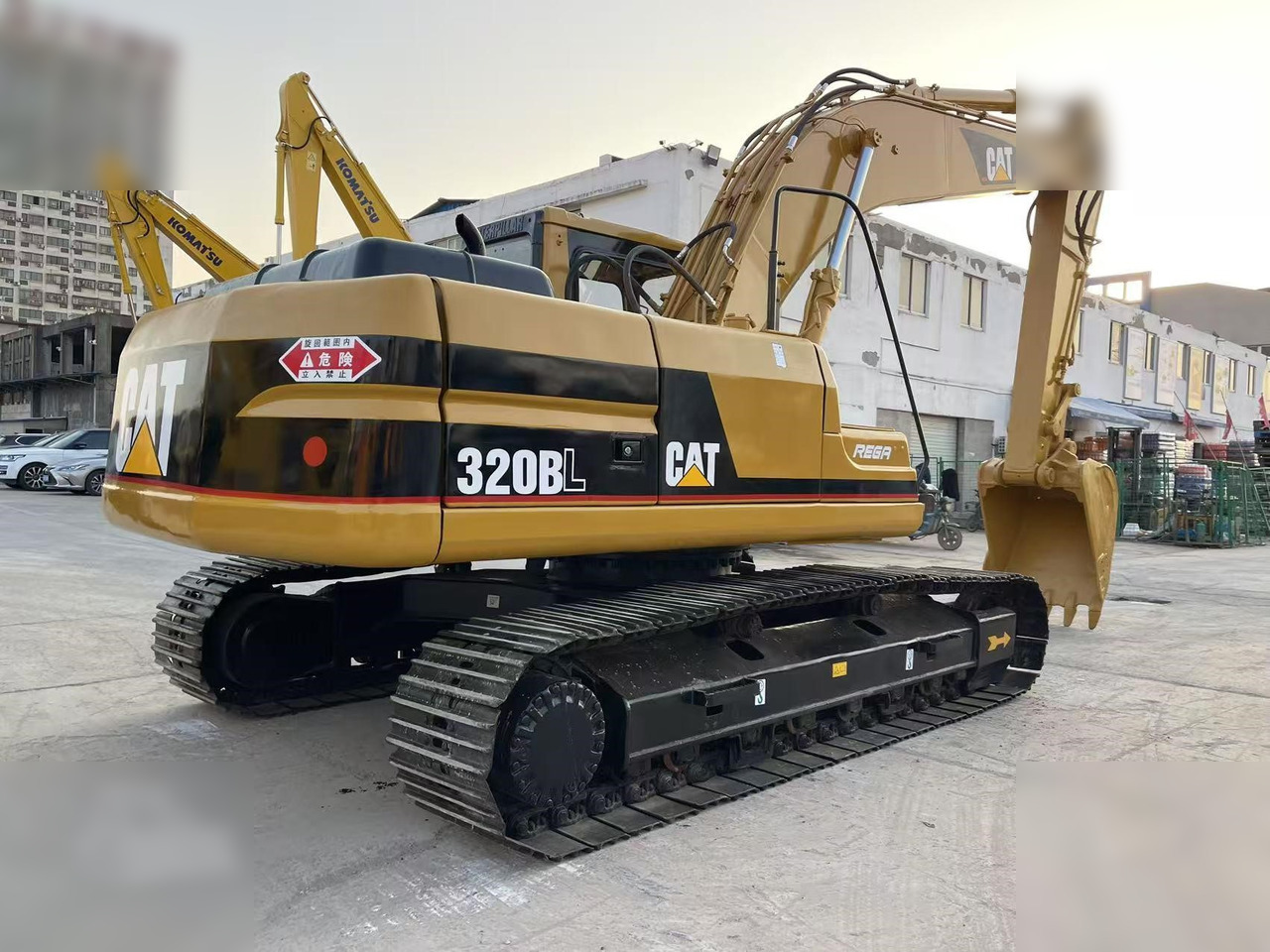 CATERPILLAR 320BL - Ερπυστριοφόρος εκσκαφέας: φωτογραφία 2 CATERPILLAR 320BL - Ερπυστριοφόρος εκσκαφέας: φωτογραφία 2
