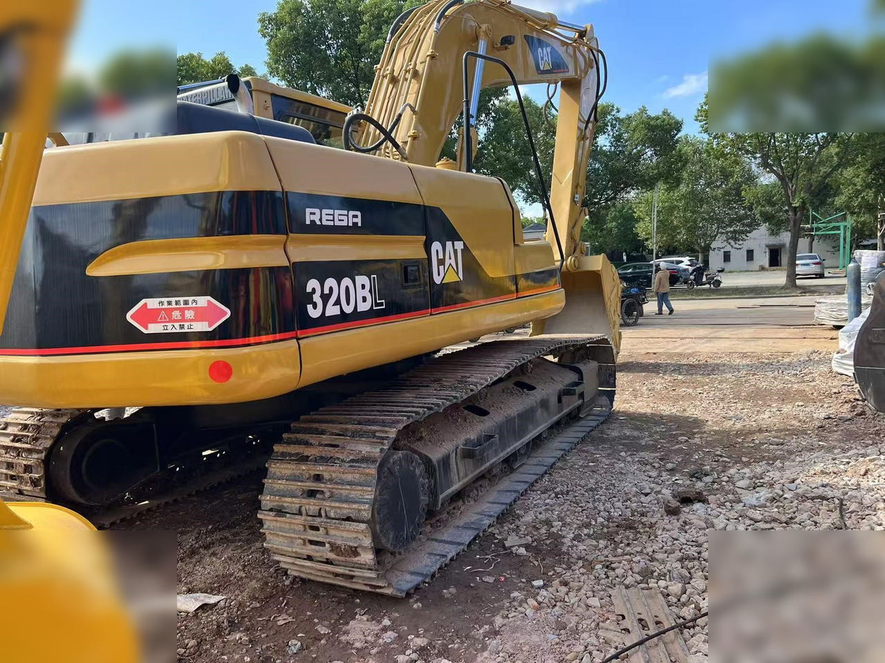 CATERPILLAR 320BL - Ερπυστριοφόρος εκσκαφέας: φωτογραφία 3 CATERPILLAR 320BL - Ερπυστριοφόρος εκσκαφέας: φωτογραφία 3