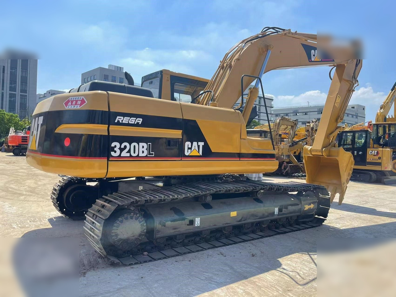 CATERPILLAR 320BL - Ερπυστριοφόρος εκσκαφέας: φωτογραφία 5 CATERPILLAR 320BL - Ερπυστριοφόρος εκσκαφέας: φωτογραφία 5