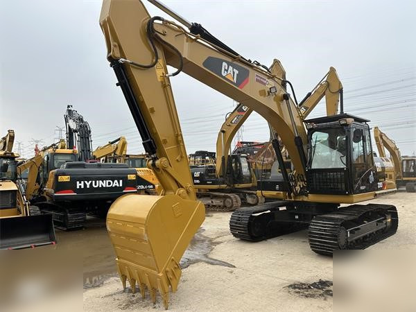 CATERPILLAR 320D2 - Ερπυστριοφόρος εκσκαφέας: φωτογραφία 1 CATERPILLAR 320D2 - Ερπυστριοφόρος εκσκαφέας: φωτογραφία 1
