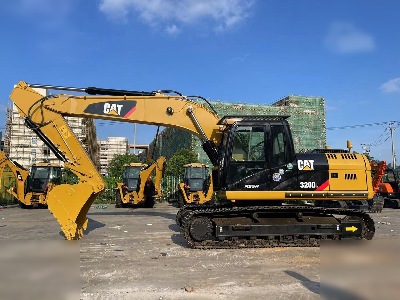 CATERPILLAR 320DL - Ερπυστριοφόρος εκσκαφέας: φωτογραφία 1 CATERPILLAR 320DL - Ερπυστριοφόρος εκσκαφέας: φωτογραφία 1