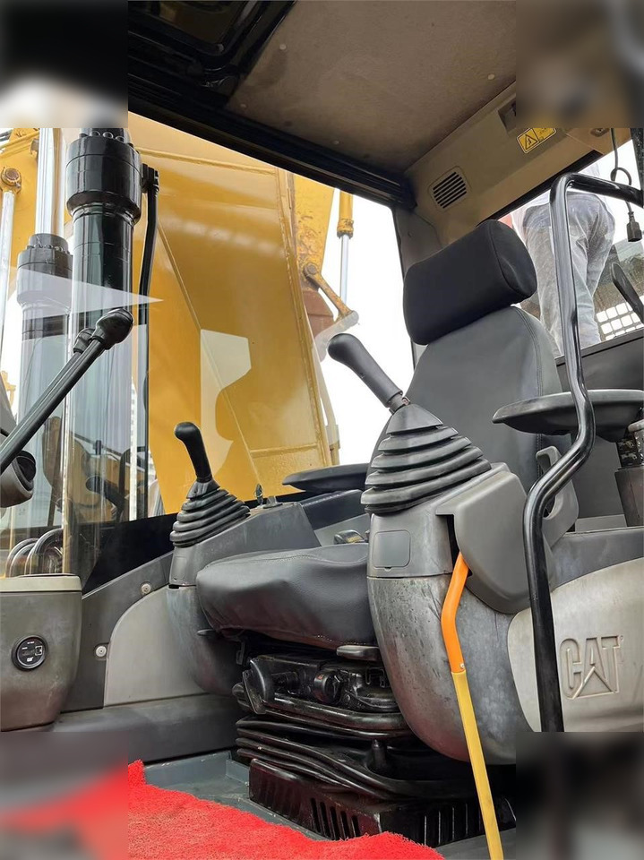 CATERPILLAR 320D - Ερπυστριοφόρος εκσκαφέας: φωτογραφία 5 CATERPILLAR 320D - Ερπυστριοφόρος εκσκαφέας: φωτογραφία 5