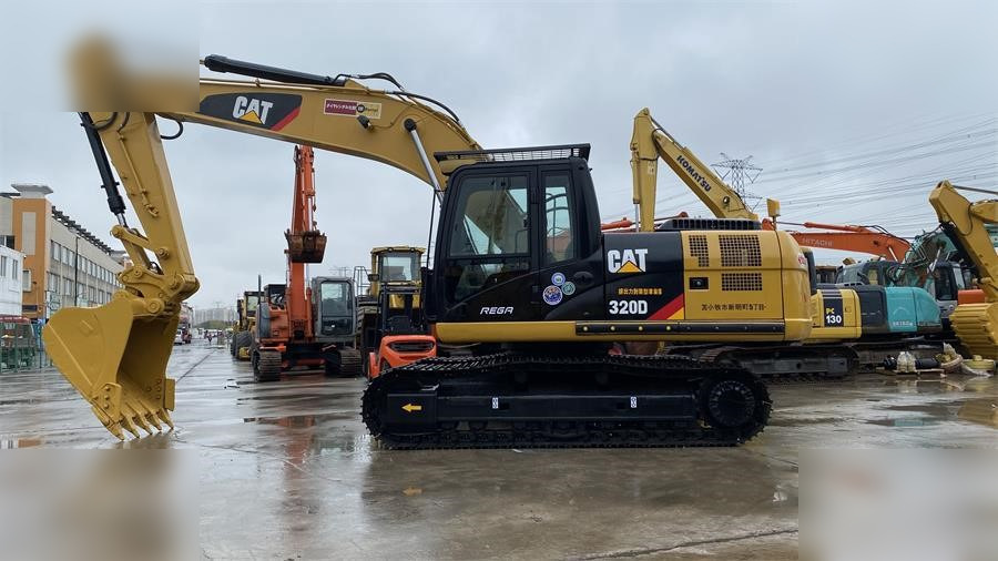 CATERPILLAR 320D - Ερπυστριοφόρος εκσκαφέας: φωτογραφία 1 CATERPILLAR 320D - Ερπυστριοφόρος εκσκαφέας: φωτογραφία 1