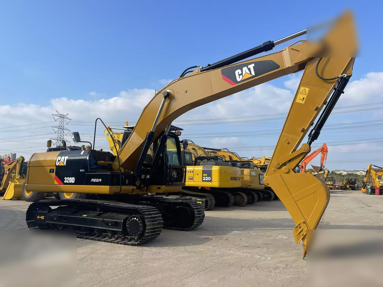 CATERPILLAR 320D - Ερπυστριοφόρος εκσκαφέας: φωτογραφία 4 CATERPILLAR 320D - Ερπυστριοφόρος εκσκαφέας: φωτογραφία 4