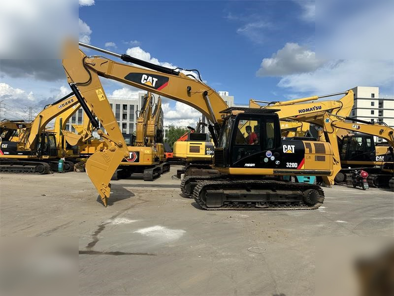 CATERPILLAR 320D - Ερπυστριοφόρος εκσκαφέας: φωτογραφία 1 CATERPILLAR 320D - Ερπυστριοφόρος εκσκαφέας: φωτογραφία 1