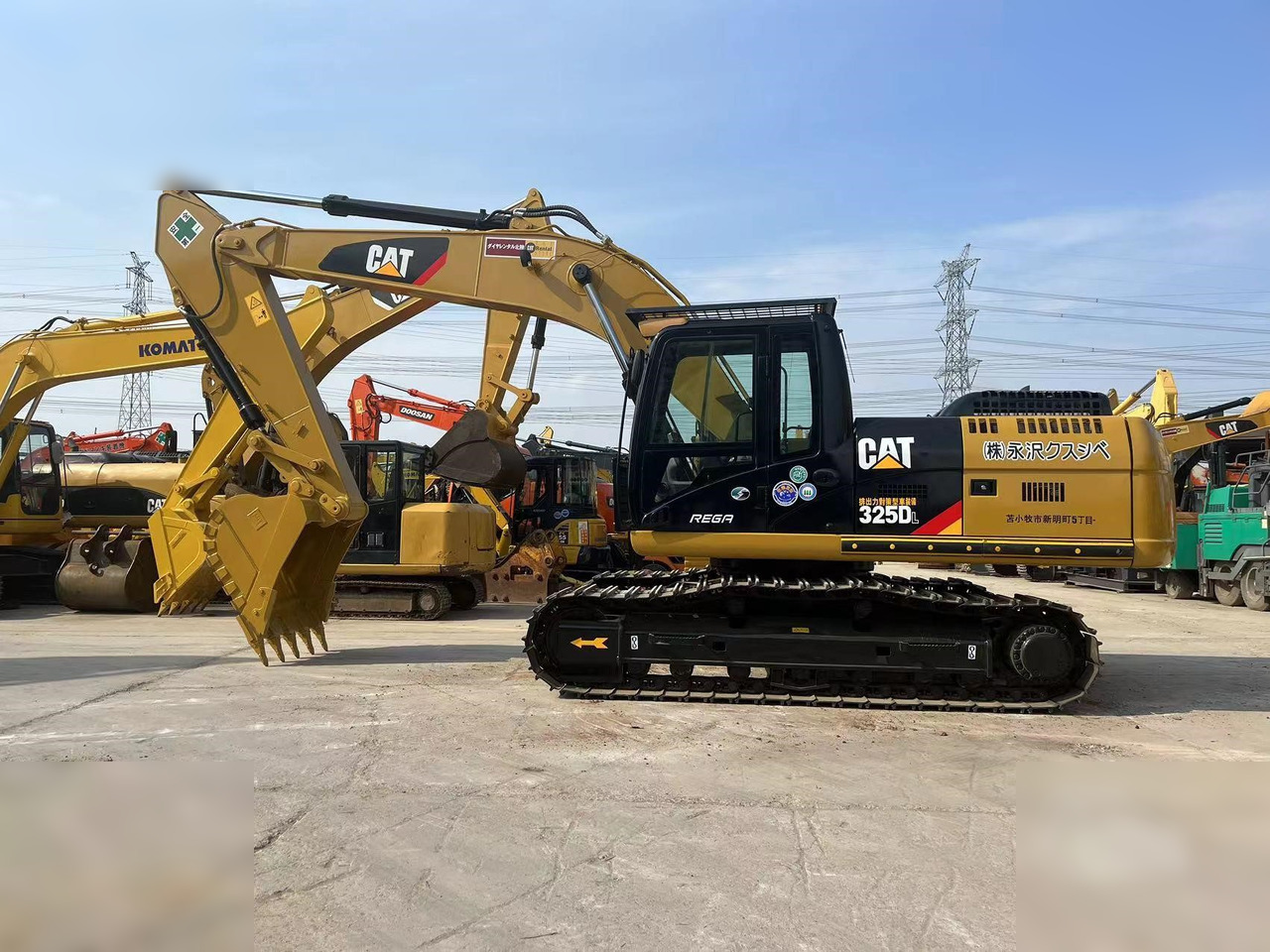 CATERPILLAR 325DL - Ερπυστριοφόρος εκσκαφέας: φωτογραφία 1 CATERPILLAR 325DL - Ερπυστριοφόρος εκσκαφέας: φωτογραφία 1