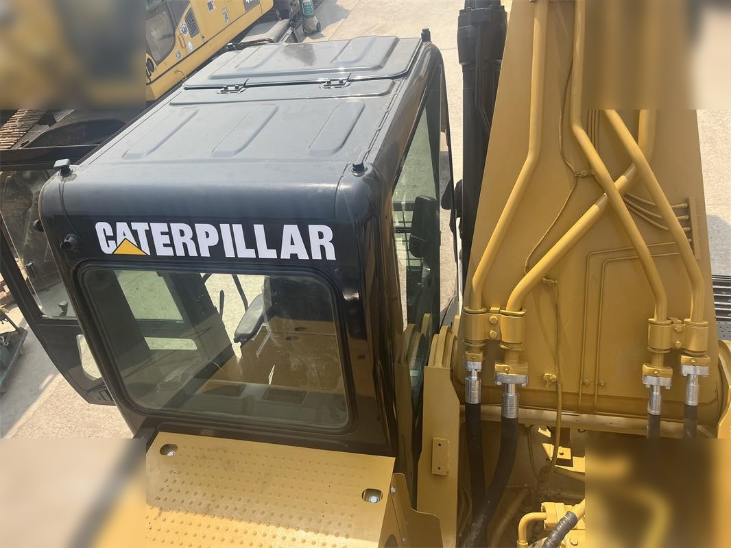 CATERPILLAR 330D - Ερπυστριοφόρος εκσκαφέας: φωτογραφία 5 CATERPILLAR 330D - Ερπυστριοφόρος εκσκαφέας: φωτογραφία 5