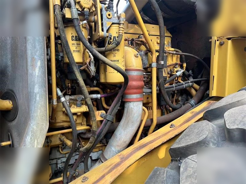 Ερπυστριοφόρος φορτωτής CATERPILLAR 973C: φωτογραφία 9