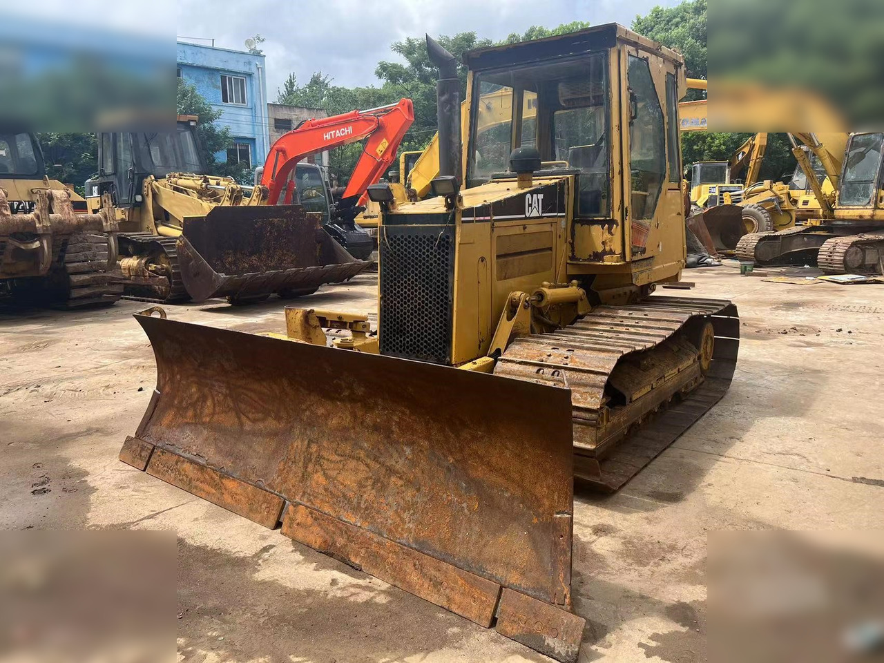 CATERPILLAR D5C - Μπουλντόζα: φωτογραφία 4 CATERPILLAR D5C - Μπουλντόζα: φωτογραφία 4