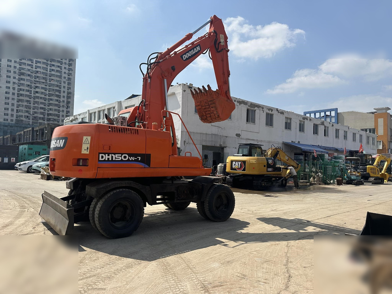 DOOSAN DH150W-7 - Τροχοφόρος εκσκαφέας: φωτογραφία 1 DOOSAN DH150W-7 - Τροχοφόρος εκσκαφέας: φωτογραφία 1