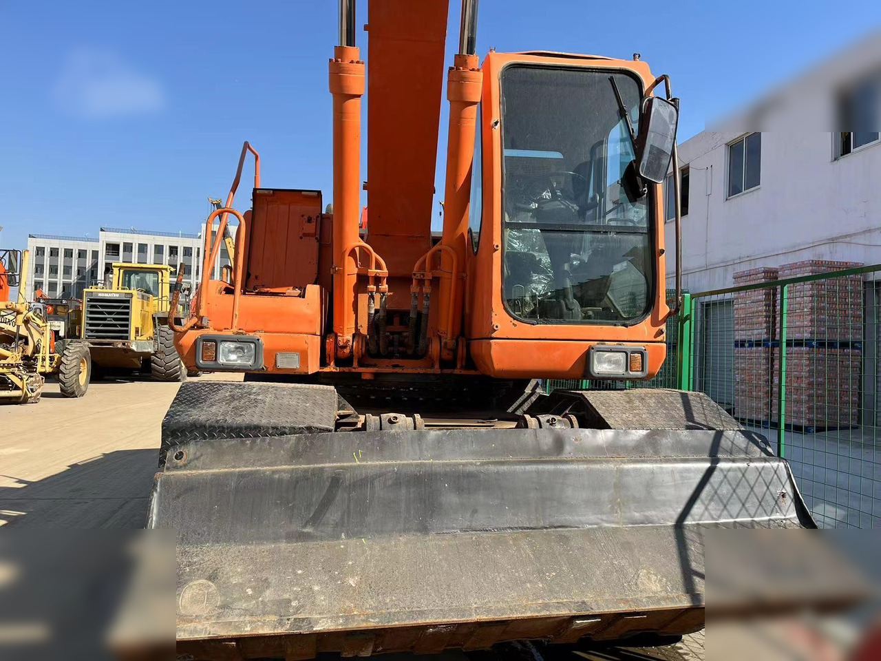 DOOSAN DH210W-7 - Τροχοφόρος εκσκαφέας: φωτογραφία 3 DOOSAN DH210W-7 - Τροχοφόρος εκσκαφέας: φωτογραφία 3