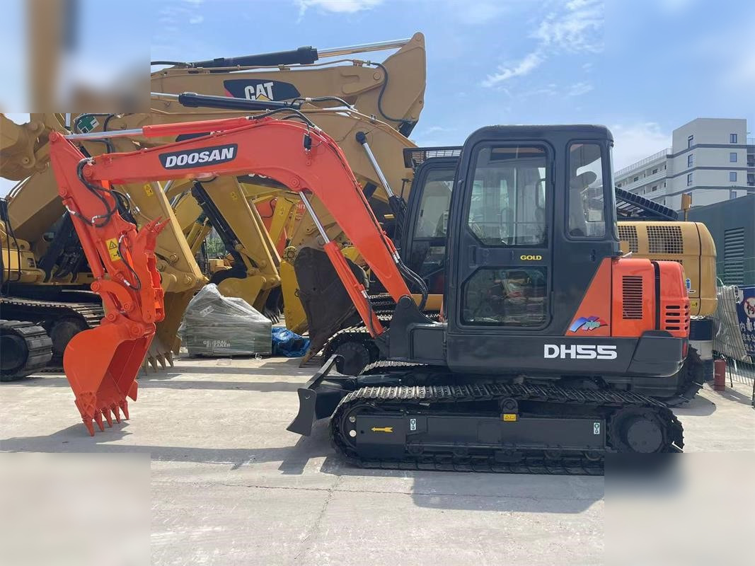 DOOSAN DH55-V - Μίνι εκσκαφέας: φωτογραφία 1 DOOSAN DH55-V - Μίνι εκσκαφέας: φωτογραφία 1