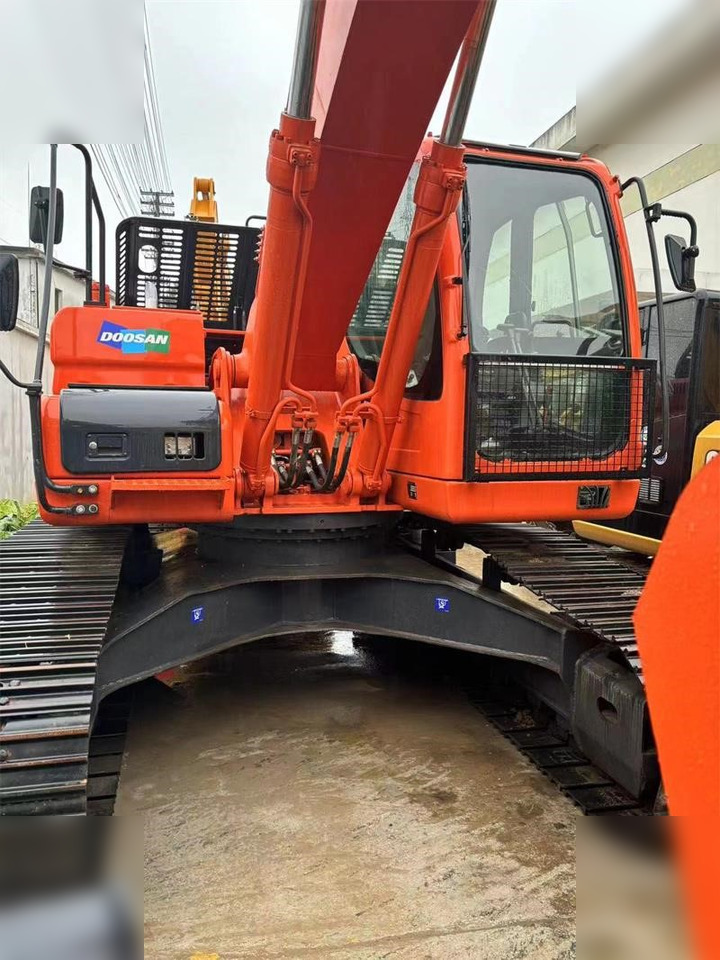 DOOSAN DX225 LC-5 - Ερπυστριοφόρος εκσκαφέας: φωτογραφία 3 DOOSAN DX225 LC-5 - Ερπυστριοφόρος εκσκαφέας: φωτογραφία 3
