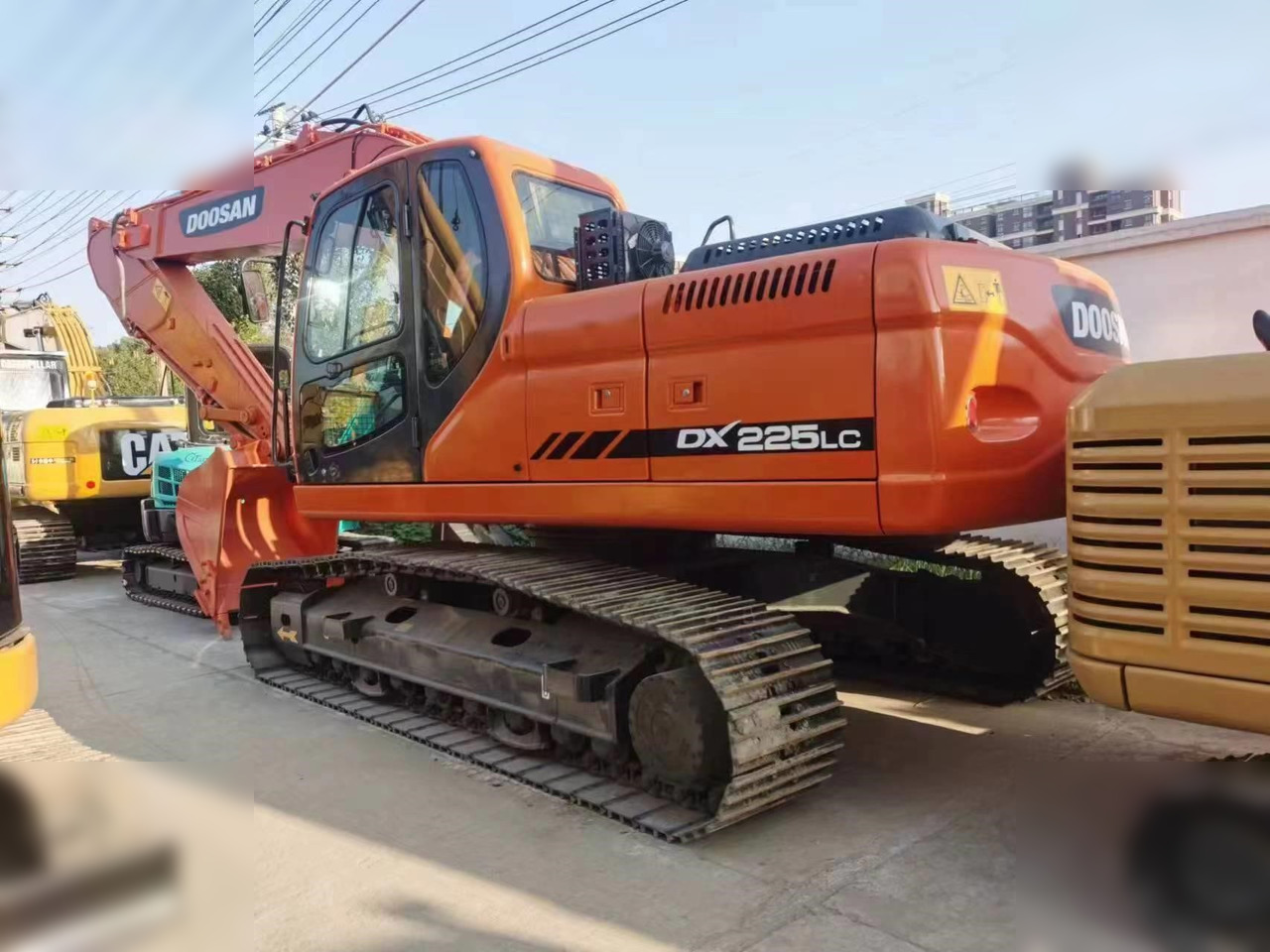 DOOSAN DX225 LC-5 - Ερπυστριοφόρος εκσκαφέας: φωτογραφία 1 DOOSAN DX225 LC-5 - Ερπυστριοφόρος εκσκαφέας: φωτογραφία 1
