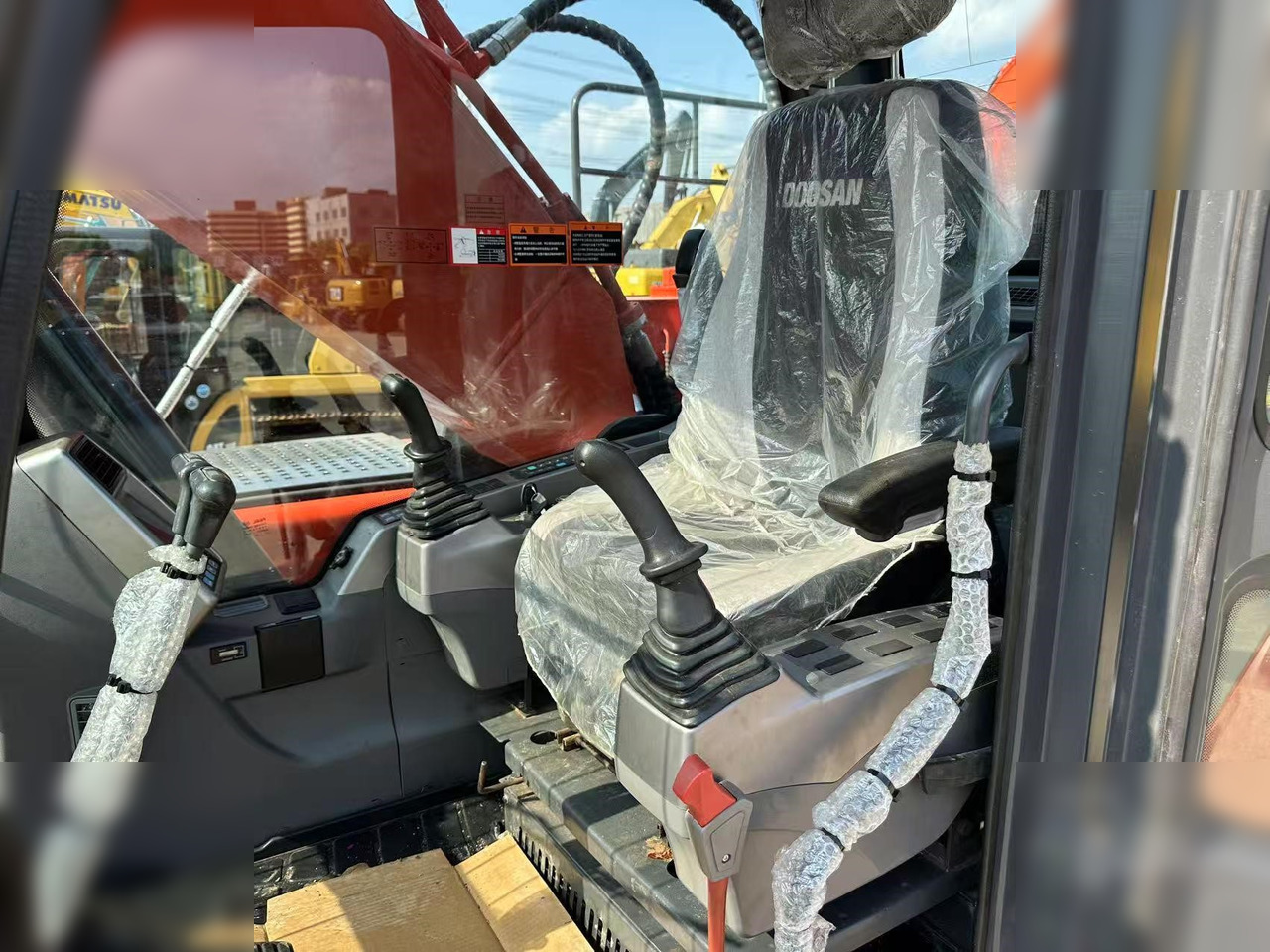 Leasing DOOSAN DX225 LCA DOOSAN DX225 LCA: φωτογραφία 8 Leasing DOOSAN DX225 LCA DOOSAN DX225 LCA: φωτογραφία 8