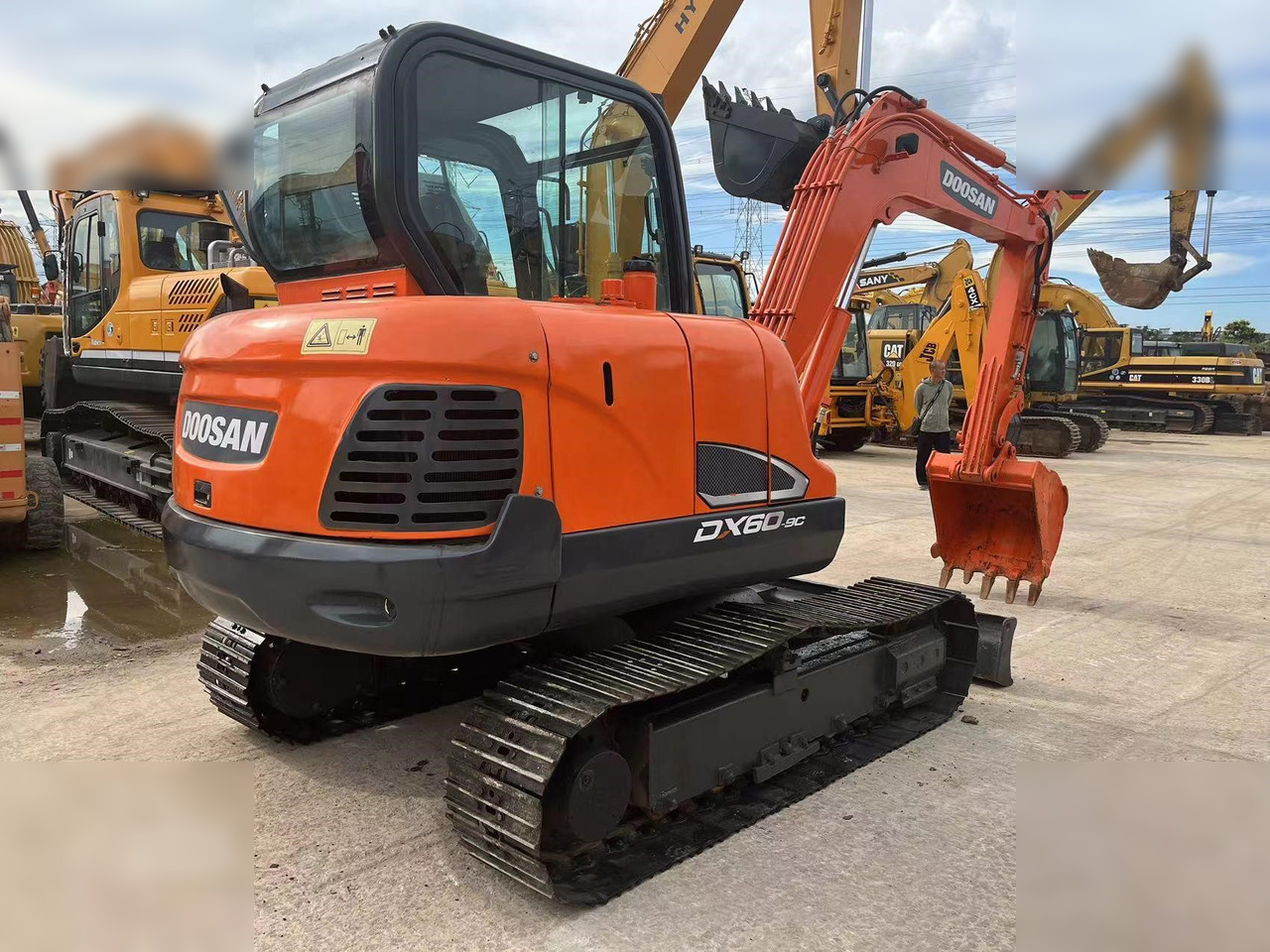 DOOSAN DX60-9C - Ερπυστριοφόρος εκσκαφέας: φωτογραφία 2 DOOSAN DX60-9C - Ερπυστριοφόρος εκσκαφέας: φωτογραφία 2