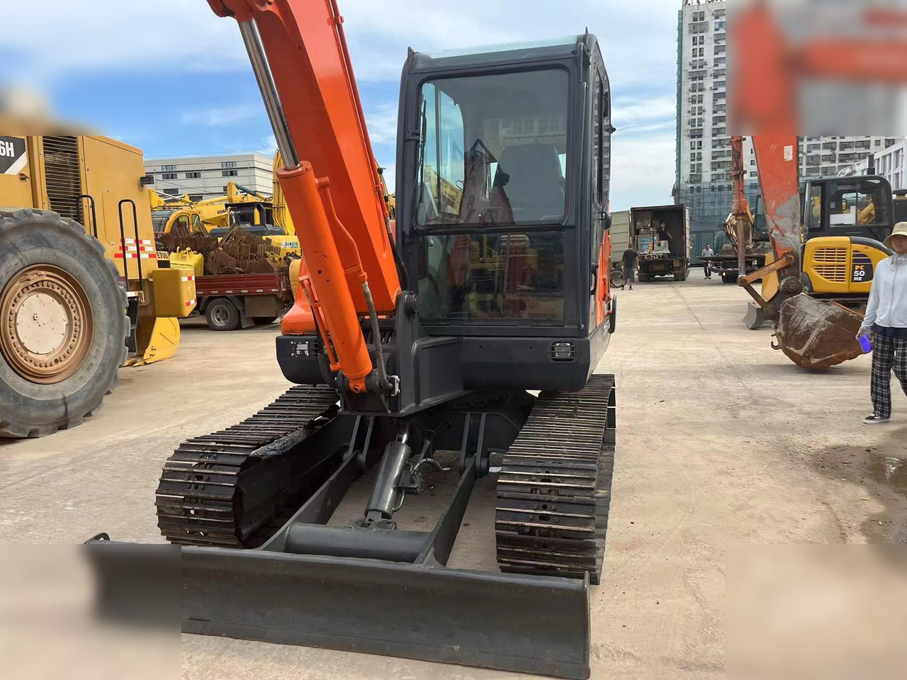 DOOSAN DX60-9C - Ερπυστριοφόρος εκσκαφέας: φωτογραφία 5 DOOSAN DX60-9C - Ερπυστριοφόρος εκσκαφέας: φωτογραφία 5