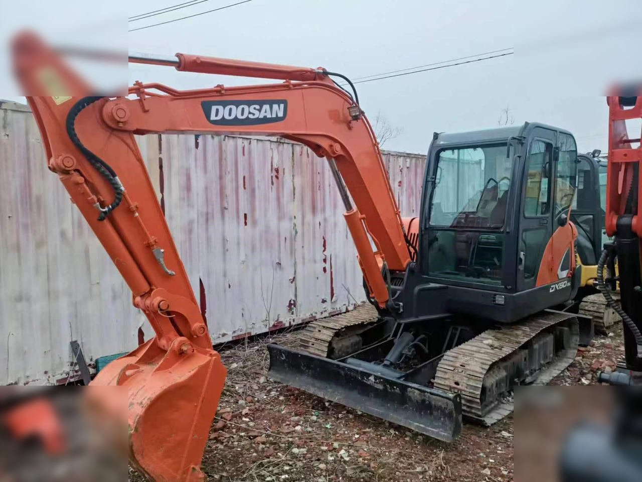 DOOSAN DX60-9C - Ερπυστριοφόρος εκσκαφέας: φωτογραφία 1 DOOSAN DX60-9C - Ερπυστριοφόρος εκσκαφέας: φωτογραφία 1