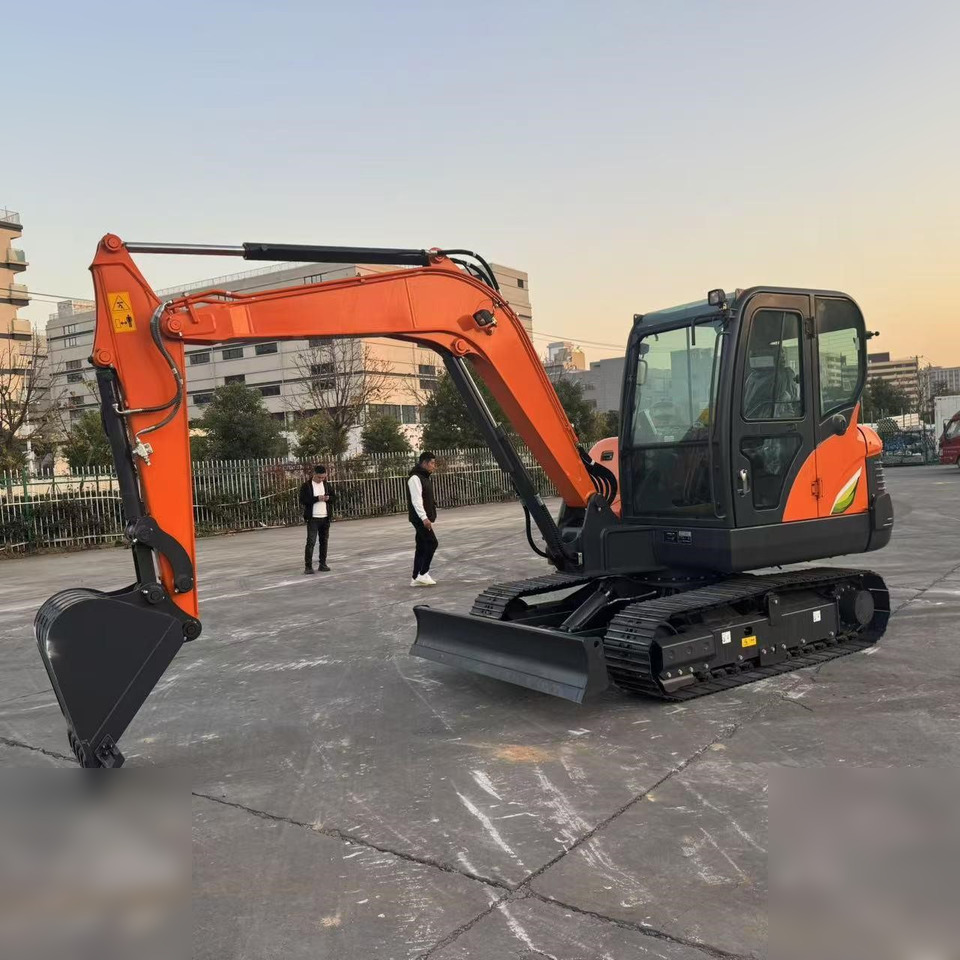 DOOSAN DX60E-10N - Ερπυστριοφόρος εκσκαφέας: φωτογραφία 3 DOOSAN DX60E-10N - Ερπυστριοφόρος εκσκαφέας: φωτογραφία 3