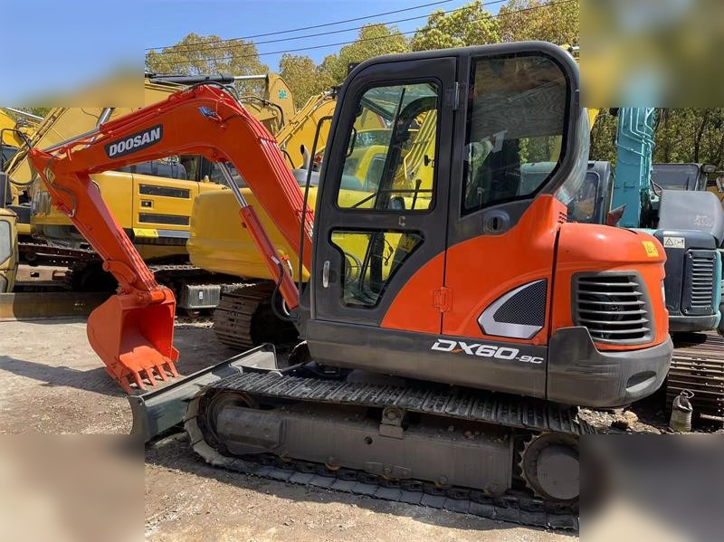 DOOSAN DX60E-9C - Μίνι εκσκαφέας: φωτογραφία 1 DOOSAN DX60E-9C - Μίνι εκσκαφέας: φωτογραφία 1